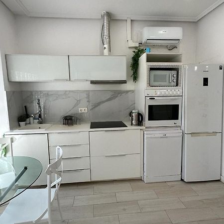 Las Casitas De La Playa Apartment Valencia Bagian luar foto